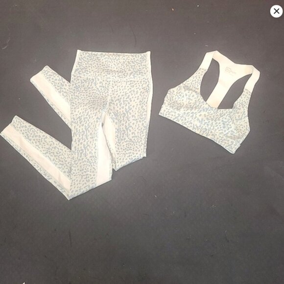 Aurum Activewear Set - blue grey leopard - Picture 10 of 10